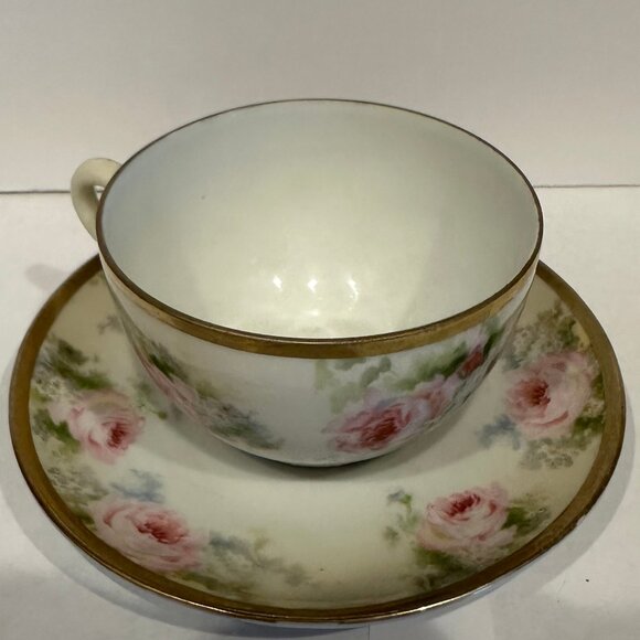 Vintage cup and saucer - Picture 1 of 3